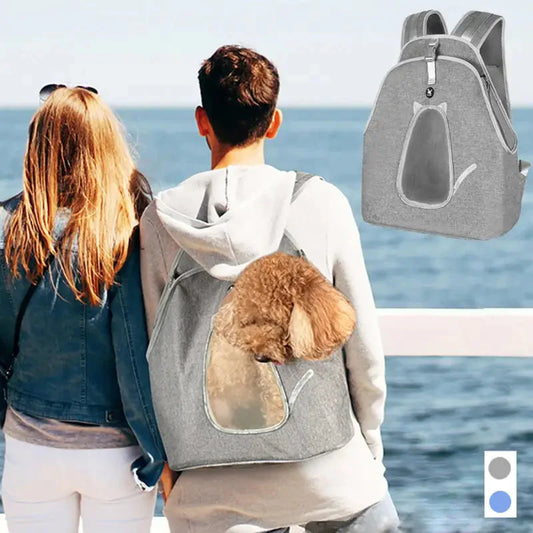 Couple se promenant sur un bateau avec son chien dans un sac à dos de transport pour animaux de compagnie - sécurité optimale